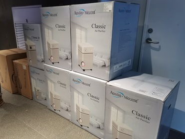 深圳某智能會(huì)議平板公司  租賃空氣凈化器